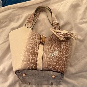 Viral TikTok shop Purse & bag charm NEVER USED